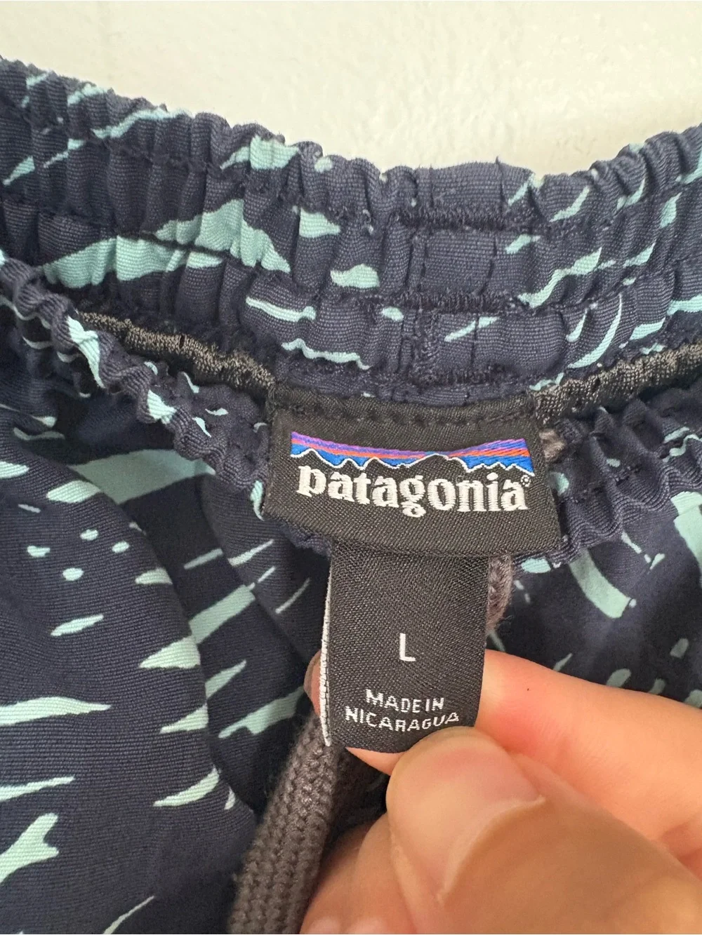 Patagonia Baggies 6” Inseam Swim Trunks - Size Large